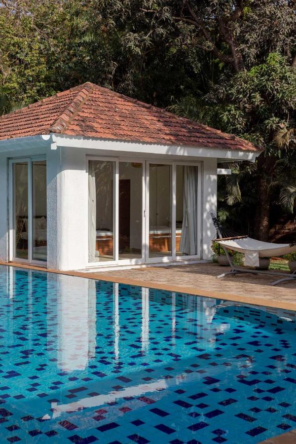 Hamptons Charm By Stayvista Luxury 5Br With Pool, Lawn & Table Tennis Alībāg Buitenkant foto