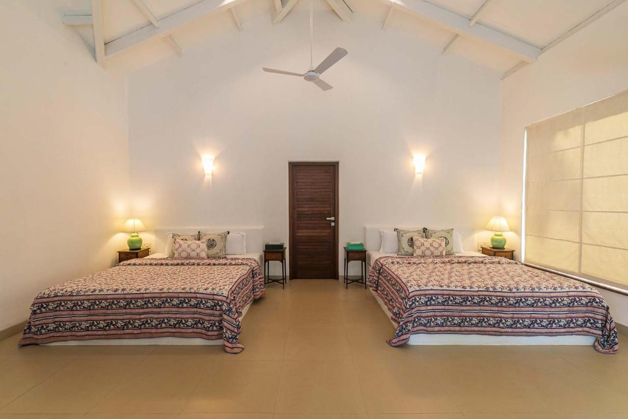 Hamptons Charm By Stayvista Luxury 5Br With Pool, Lawn & Table Tennis Alībāg Buitenkant foto
