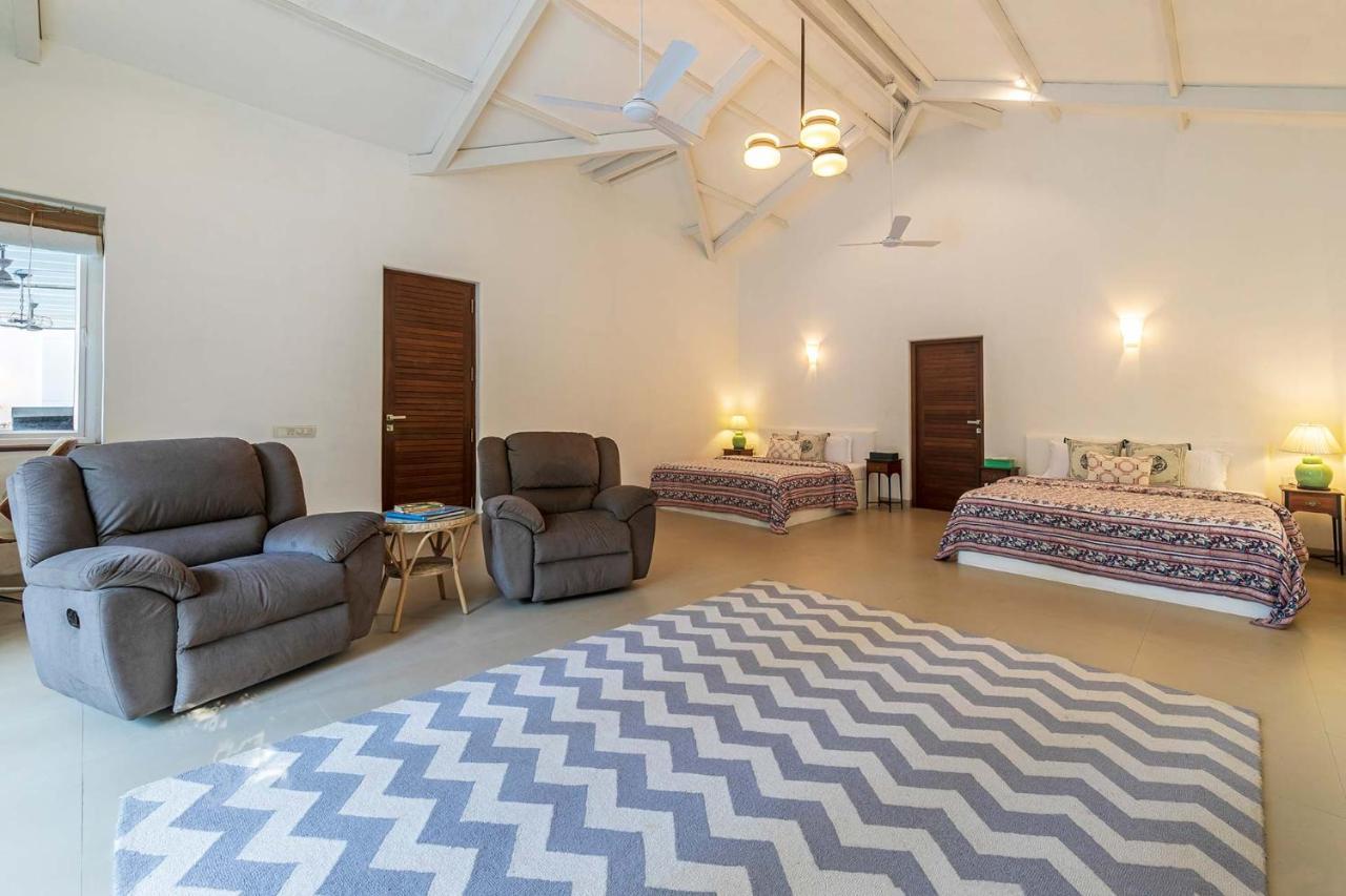 Hamptons Charm By Stayvista Luxury 5Br With Pool, Lawn & Table Tennis Alībāg Buitenkant foto