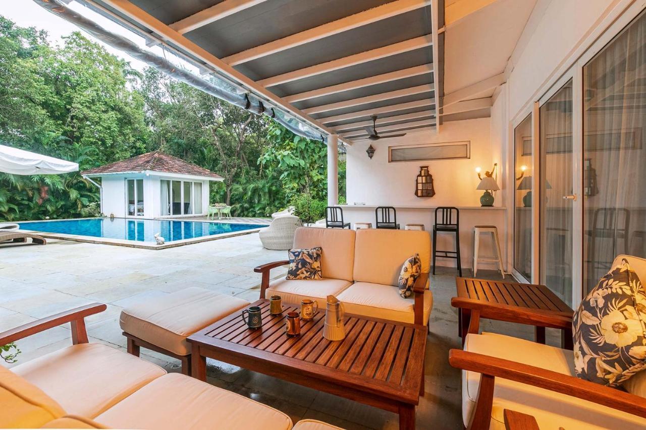 Hamptons Charm By Stayvista Luxury 5Br With Pool, Lawn & Table Tennis Alībāg Buitenkant foto