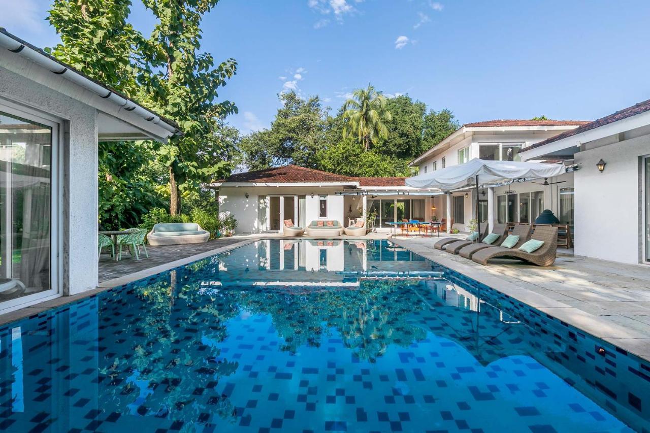 Hamptons Charm By Stayvista Luxury 5Br With Pool, Lawn & Table Tennis Alībāg Buitenkant foto